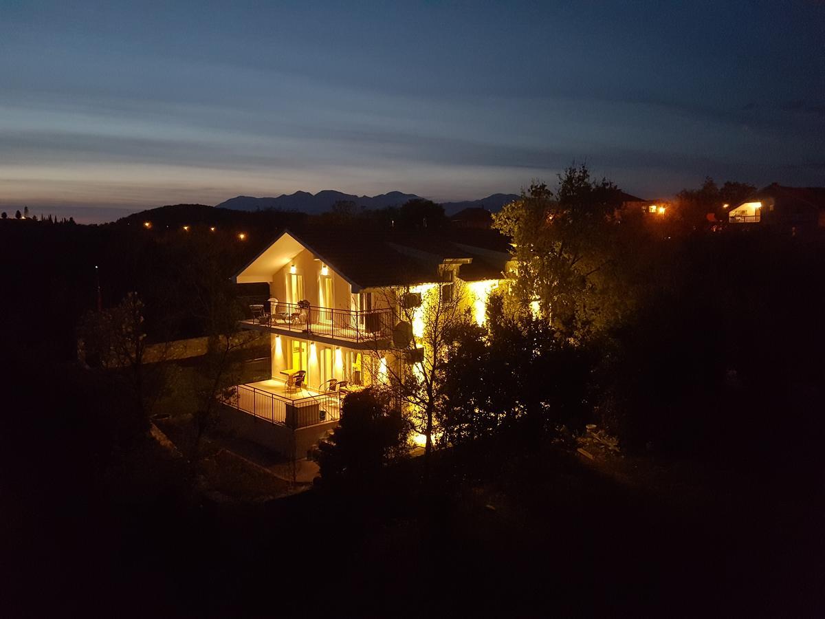 Villa Rolla Tivat Exterior foto